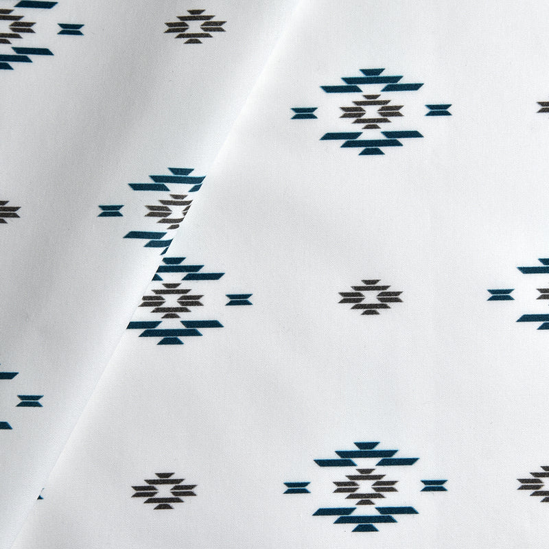 Tela estampada sioux print into the wild blanco (CM)